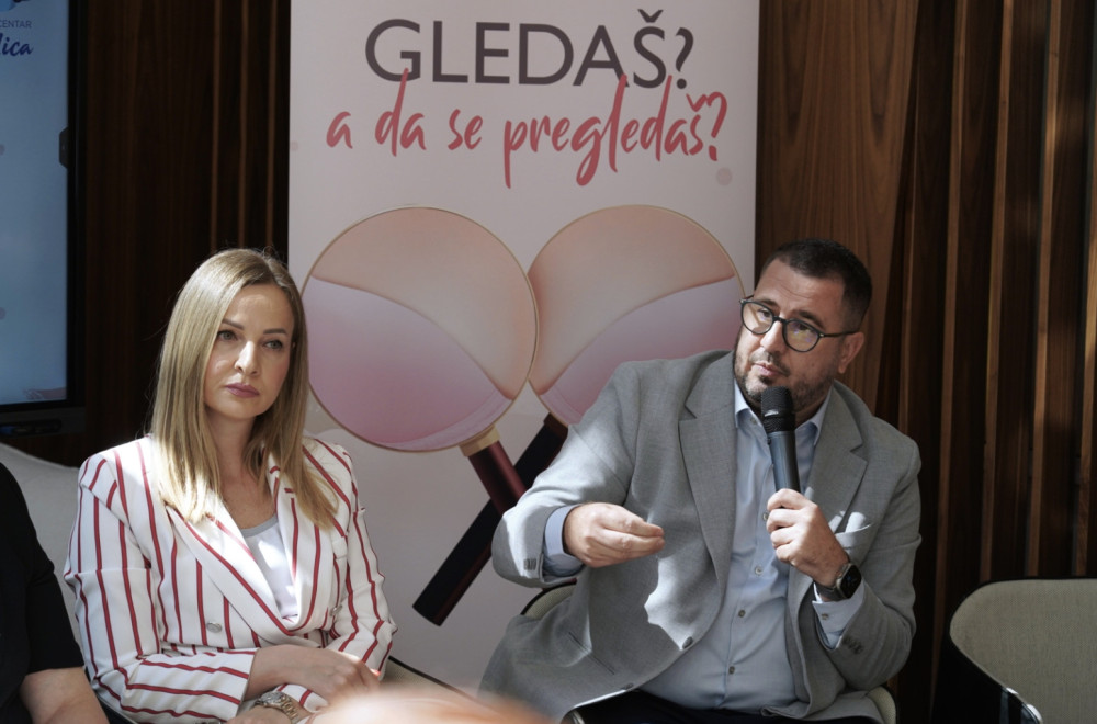 Gledaš – a da se pregledaš?