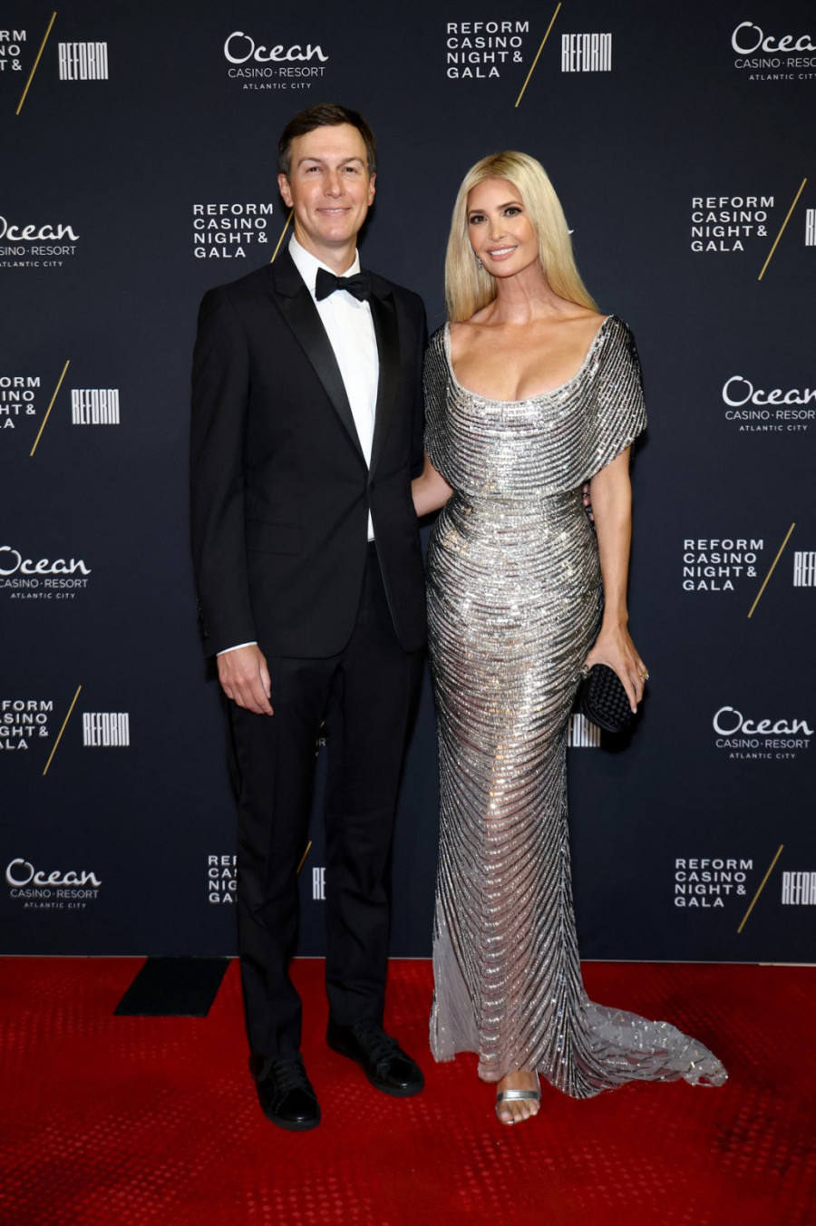 Kad dama izaziva – sve gori: Ivanka Tramp u providnoj haljini iskopirala seksi crnku FOTO