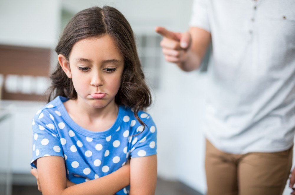 10 grešaka roditelja zbog kojih su deca nesnađena u društvu