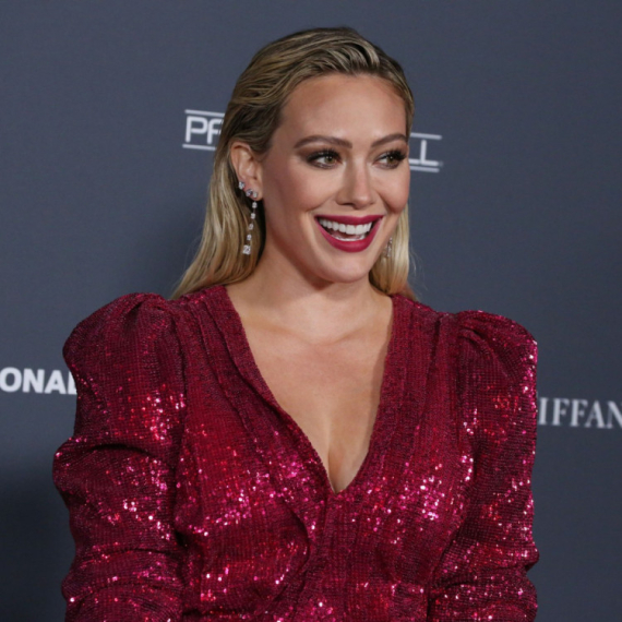 Šalu lepe glumice samo će mame razumeti: "Zamalo da ostavim decu u avionu" FOTO