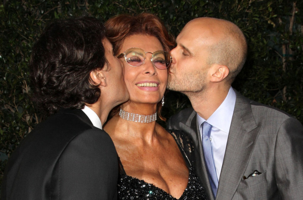 Sofija Loren proslavila 91. rođendan, pa pozirala sa prijom iz Srbije FOTO