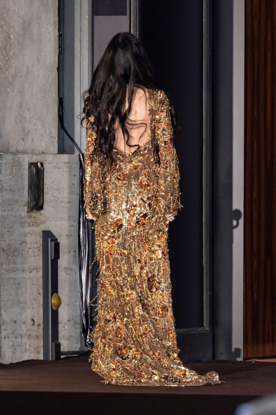 Glamur i klasika kad se spoje, nastaje spektakl: Ikona stila i tačka FOTO