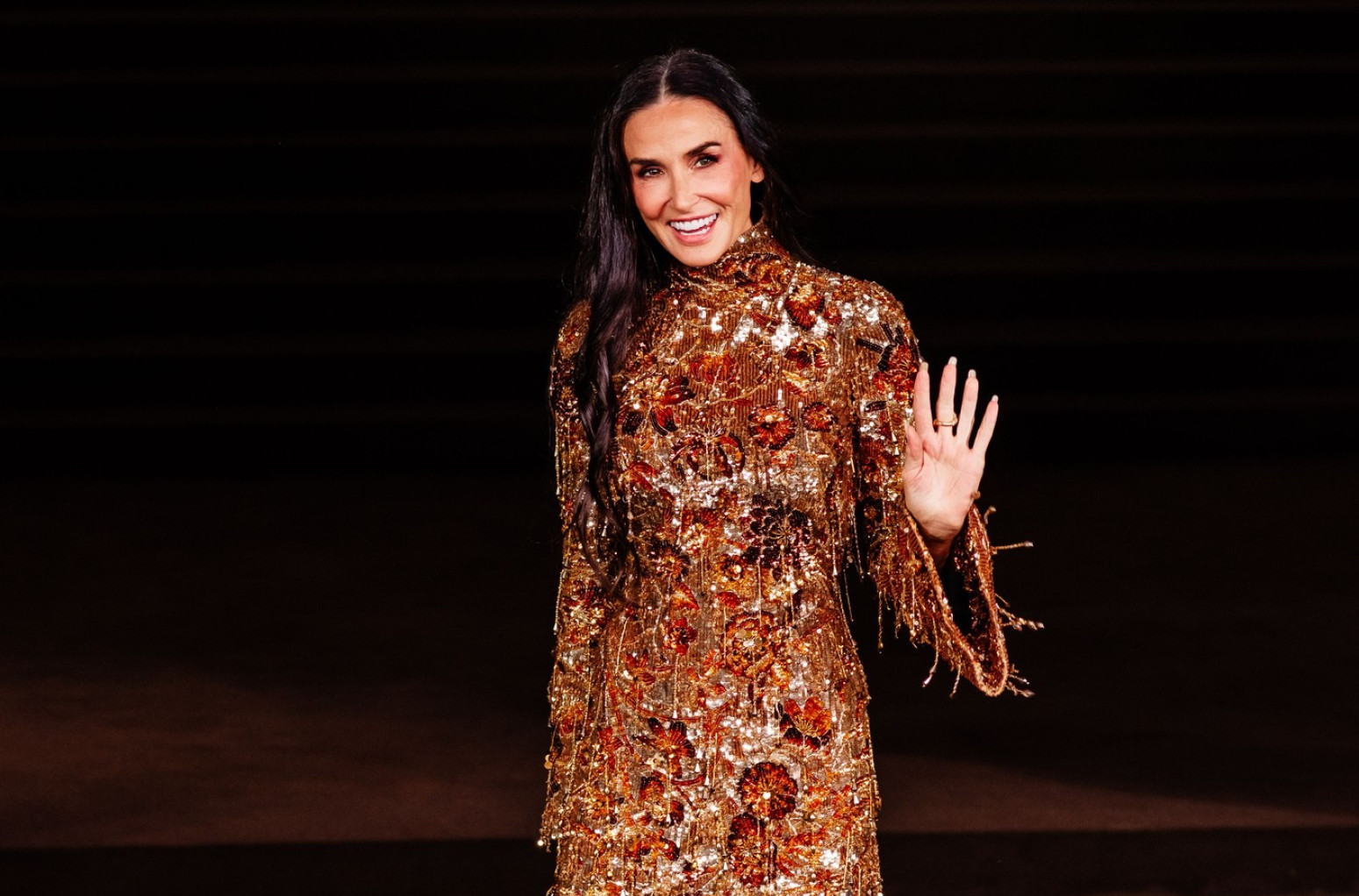 Glamur i klasika kad se spoje, nastaje spektakl: Ikona stila i tačka FOTO