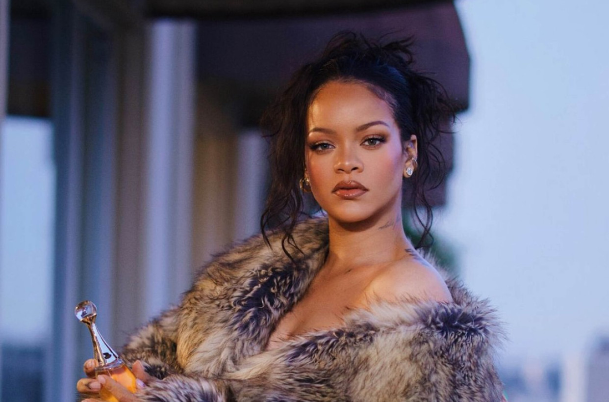 Rijana rodila devojčicu: Danima krila od javnosti, pa objavila sliku i otkrila ime FOTO