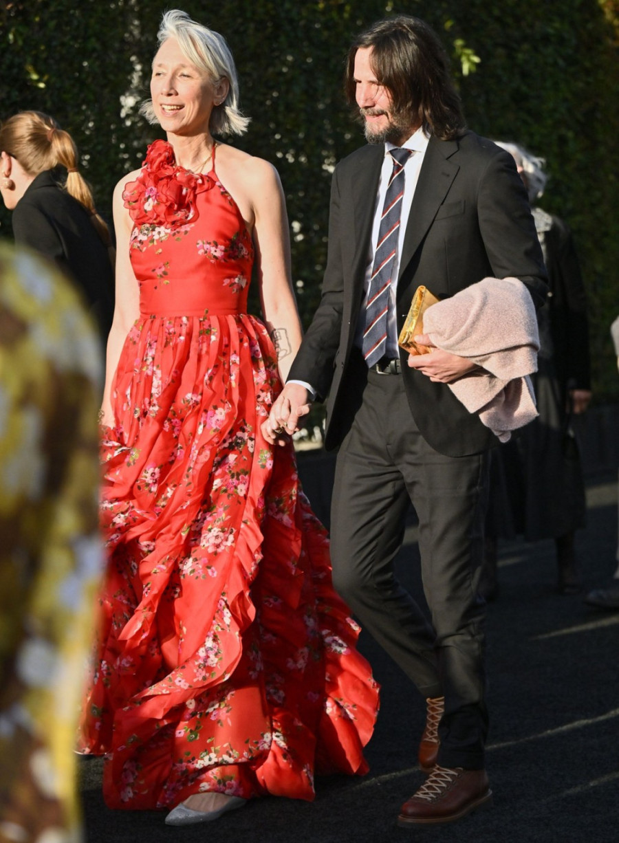 Hvala svima na čestitkama: Partnerka Kijanua Rivsa progovorila o venčanju FOTO