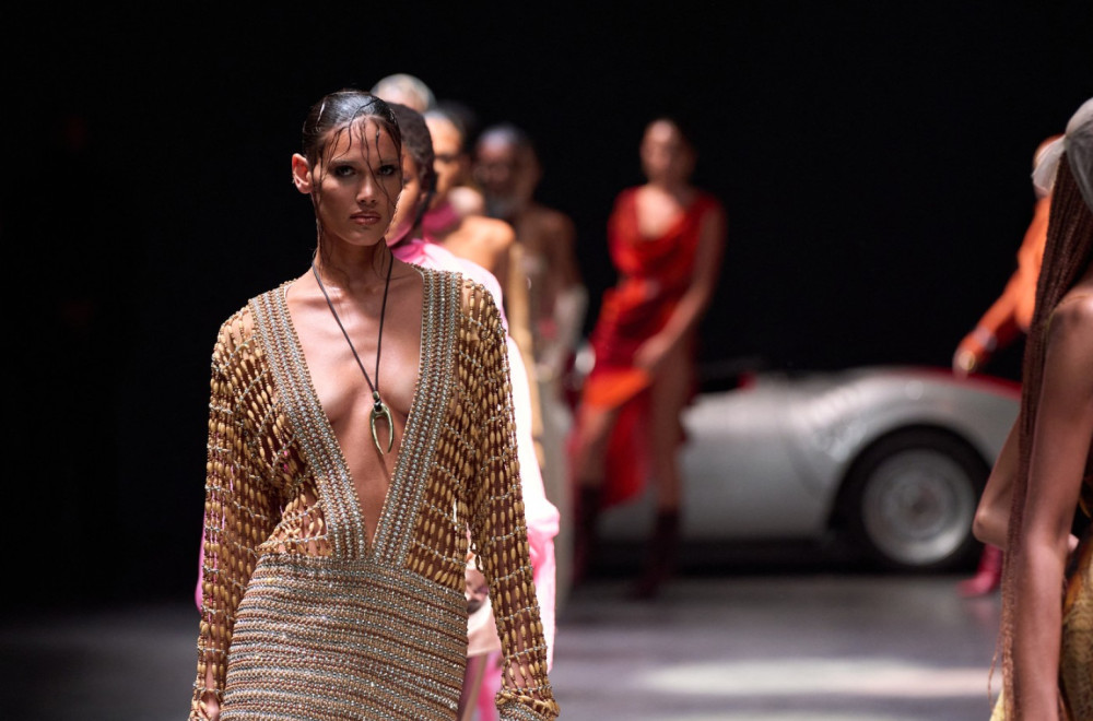 Ove pantalone su najveći trend jeseni, evo kako da ih nosite FOTO