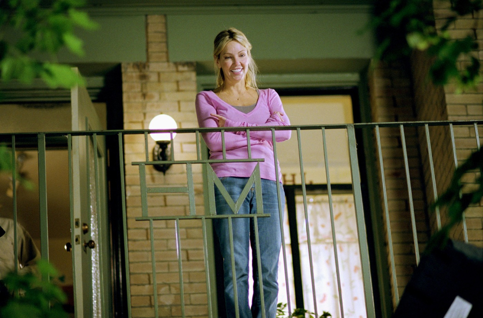 Lepotica iz kultne serije 90-ih šokirala izgledom: Konačno se vratila FOTO