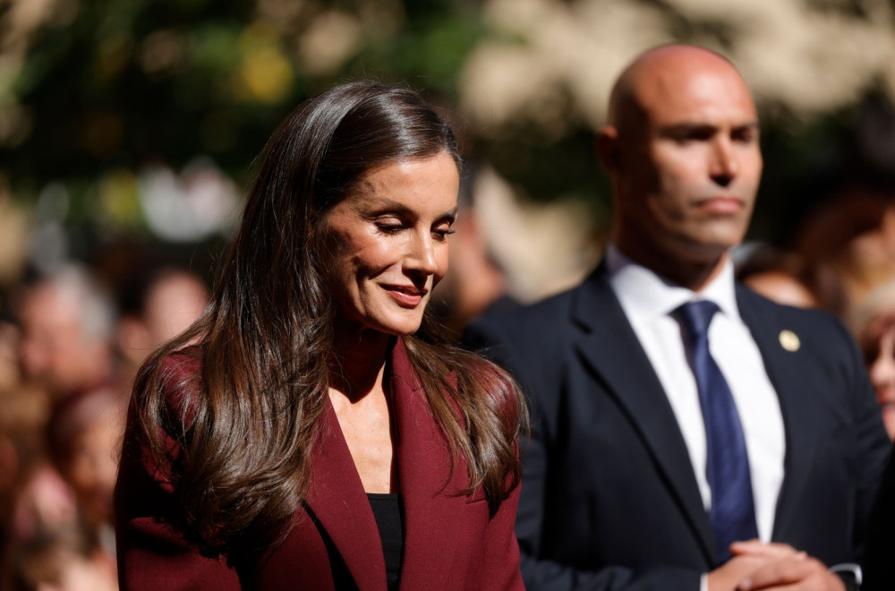 Jesenja magija najlepše kraljice: Opet mami uzdahe FOTO