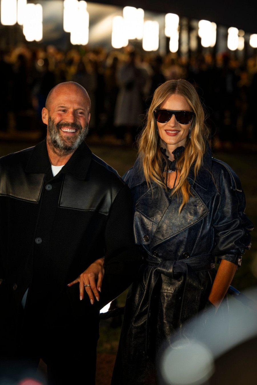 Iz čipke ne izlazi: Još jedna reklama sa seksi plavušom zbog koje nećete spavati FOTO