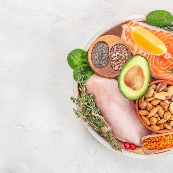 Šta je zdravije, pileće belo meso ili losos?