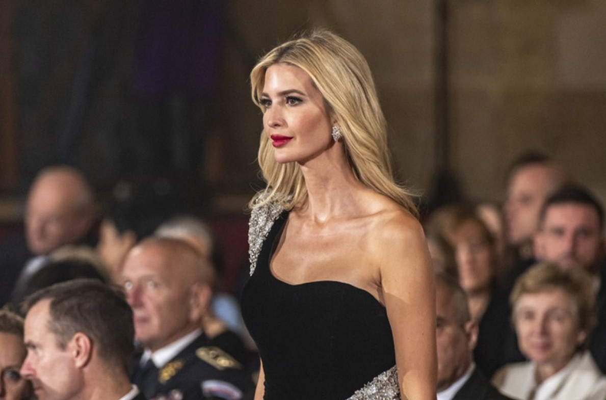 Ivanka Tramp pozirala sa ćerkom i svi kažu: "Prelepa je" FOTO