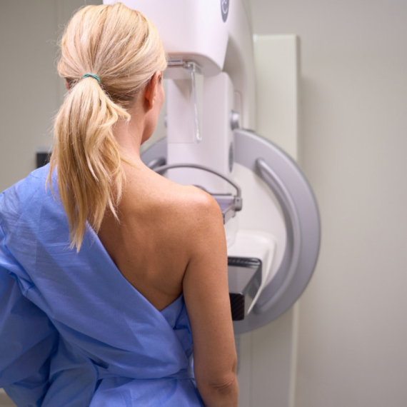 Veštačka inteligencija unapred predviđa rizik od raka dojke