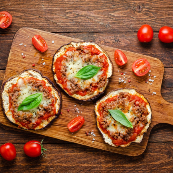 Gotova za 10 minuta, deca je obožavaju: Mini-pica iz tiganja, koju ćete praviti svaki dan