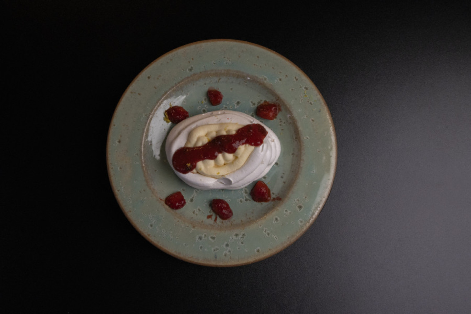 Čuvena Pavlova torta po receptu koji je i sudije MasterChefa ostavio bez daha