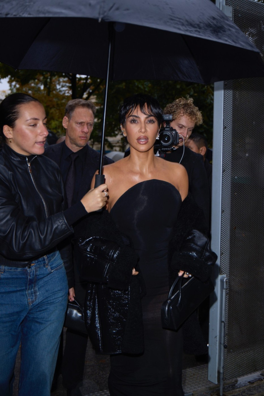 Kim Kardašijan kakvu još niste videli: Drastična promena, a svi imaju isti komentar FOTO