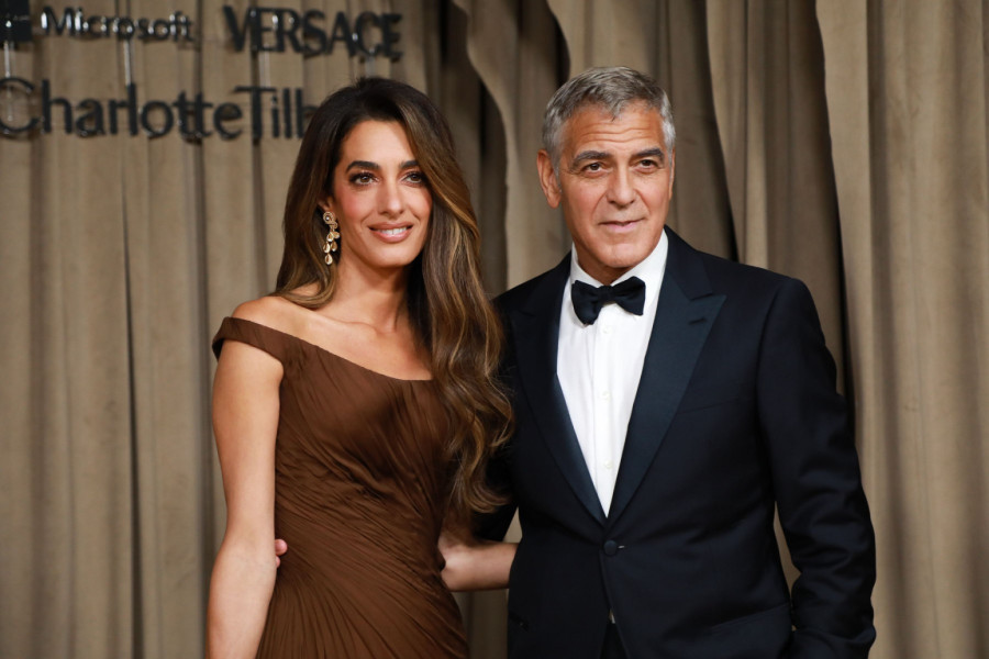 Damski i glamurozno: Niko ne može da nadmaši savršenstvo Amal Kluni FOTO