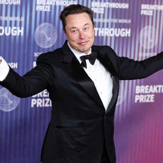 Oglasio se Mask nakon objave Epstajnovih dokumenata u kojima se pominje njegovo ime: "Pogrešno protumačeno"