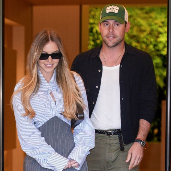 Kraljica dekoltea više i ne krije ozloglašenog dečka: Opet su uhvaćeni FOTO