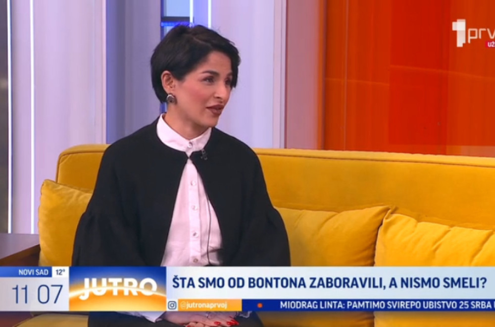 Bonton mentor zna najbolje: Šta radi muškarac, a šta žena? FOTO/VIDEO