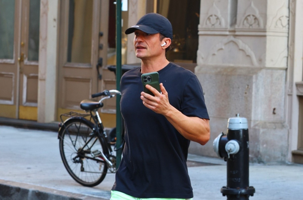 Ne krije mišićavo telo nakon raskida: Slavni glumac želi što više pažnje FOTO