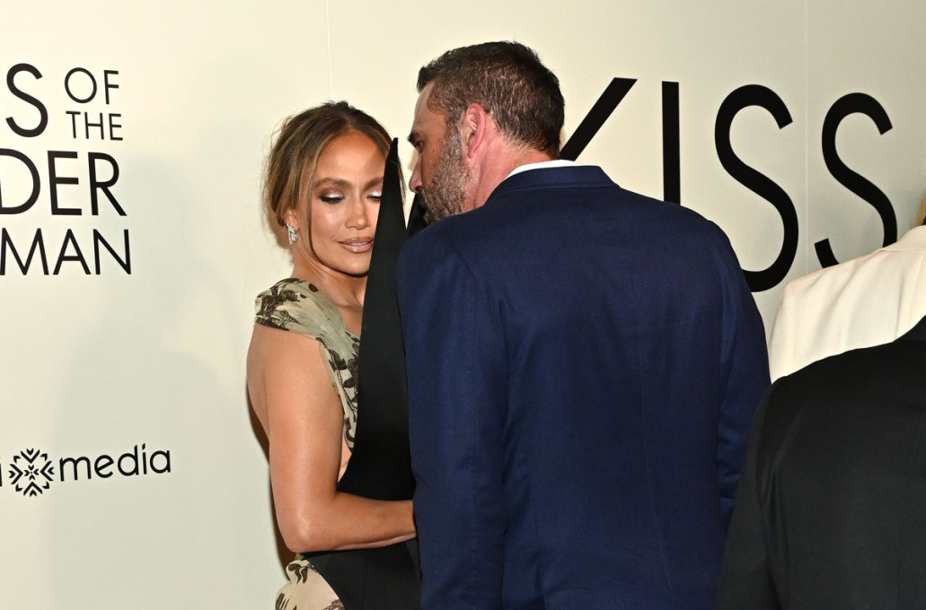 Bivši supružnici uhvaćeni na delu? Njihova ljubav možda zaslužuje i treću šansu FOTO