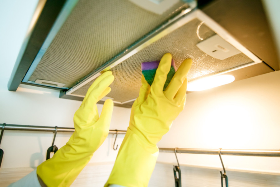 Uz pomoć jednog proizvoda i bez ribanja: Kako najlakše očistiti aspirator?