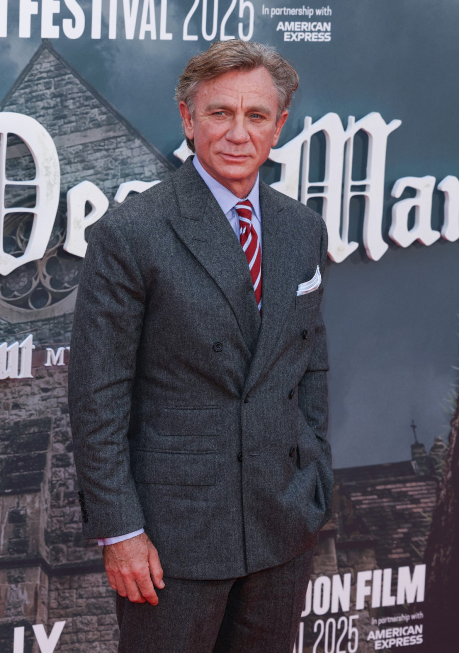 Slavni Džejms Bond promenio imidž: Šarm je i dalje tu, ali šta je sa frizurom? FOTO/ANKETA