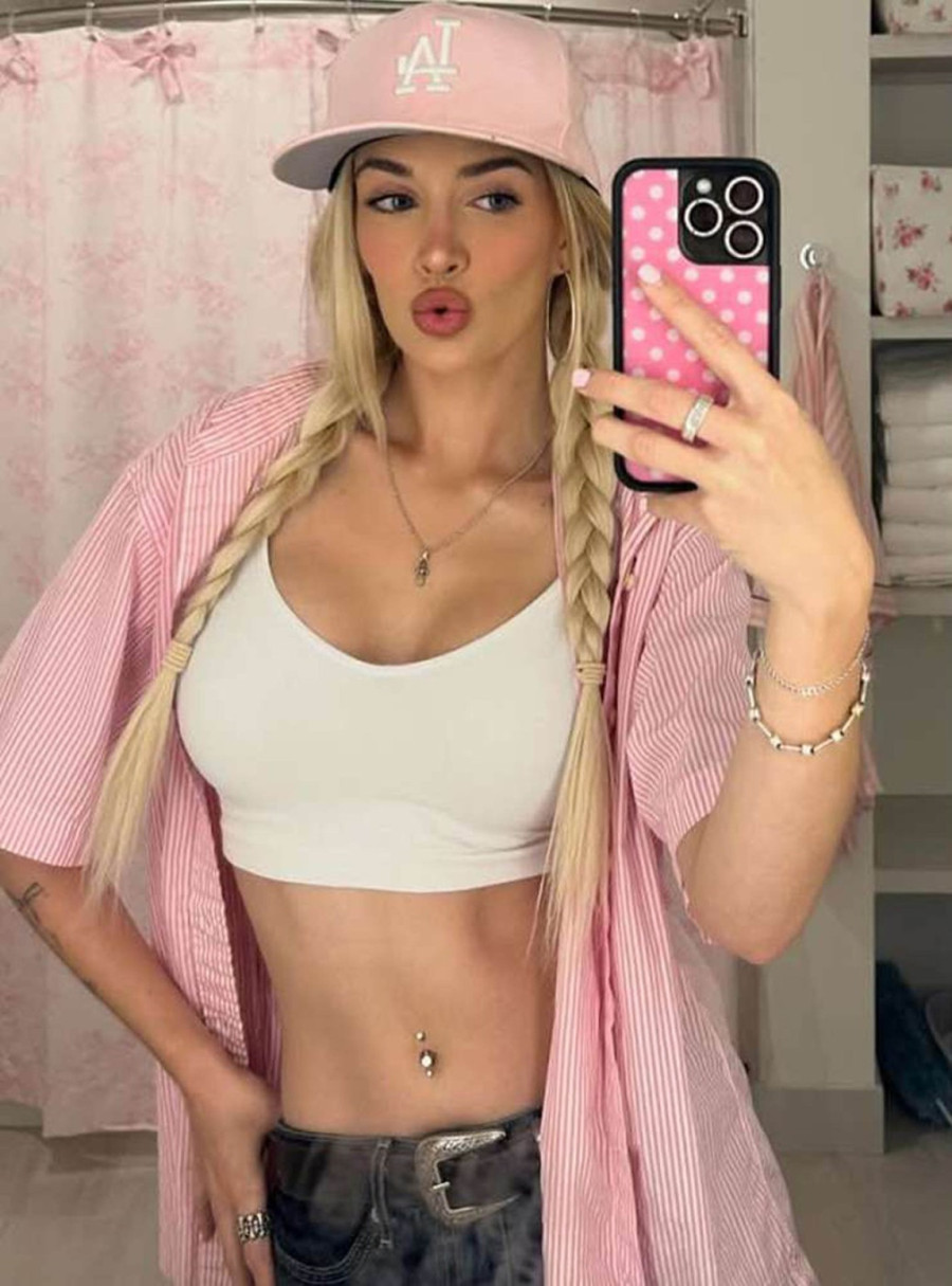 Ćerka Čarlija Šina objavila pre i posle fotku: Hvala Bogu na plastičnim operacijama FOTO