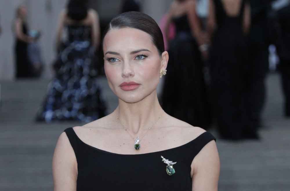 Najveći trendovi šminkanja ove jeseni: Teški puder nije u modi FOTO