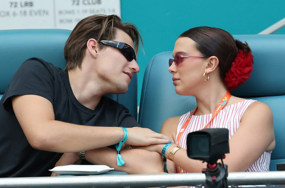 Slavna lepotica objavila prvu fotografiju ćerke: Mlada mama "srušila" mreže FOTO