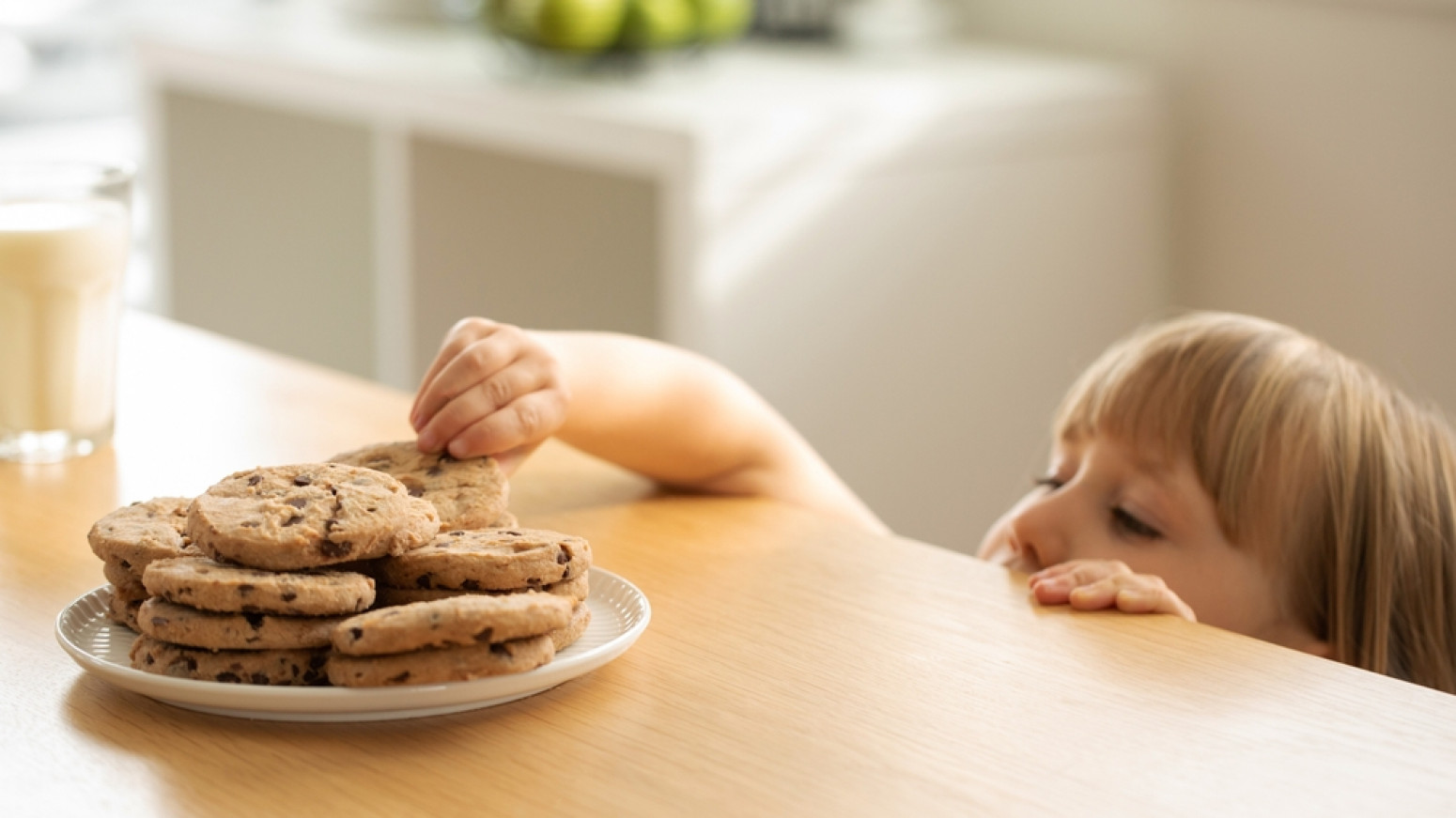 Medicinska sestra otkrila koje stvari nikad ne dopušta svojoj deci: Da li je preterala? VIDEO/ANKETA