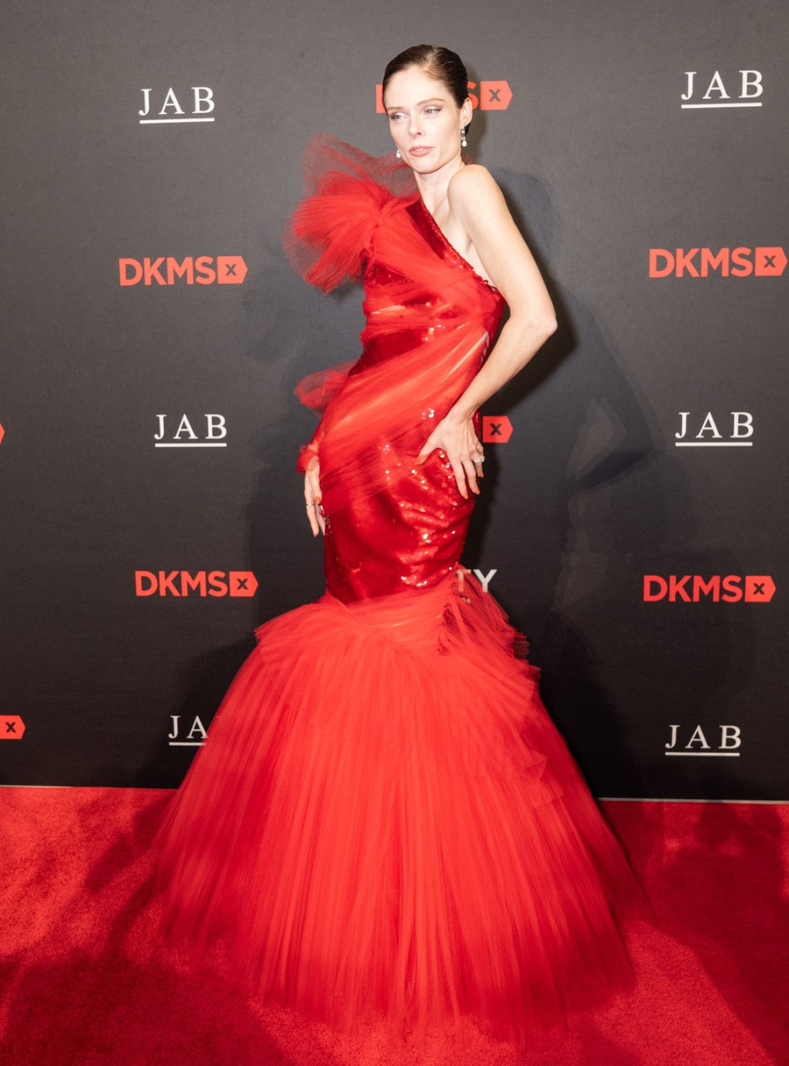 Uvek dramatična, ali nikad dosadna: Ona nije obična manekenka FOTO