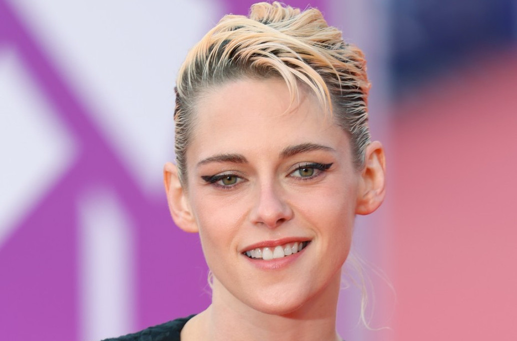 Zbogom plavoj kosi: Napravila je najdramatičniju transformaciju u karijeri FOTO