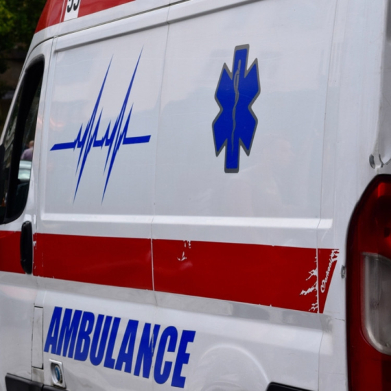 Hitna pomoć: Četiri osobe lakše povređene u četiri udesa u Beogradu