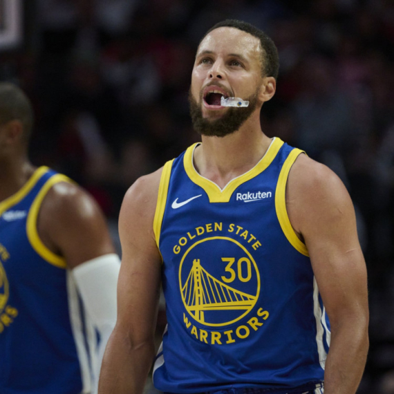 Ker otkrio kada se vraća Kari