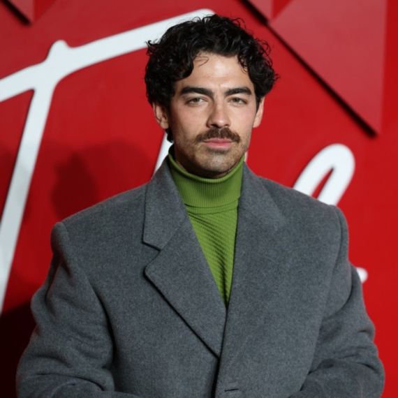 Pevač odgovorio na optužbe da uzima kokain: "Ti nikad nisi povukao crtu?" VIDEO