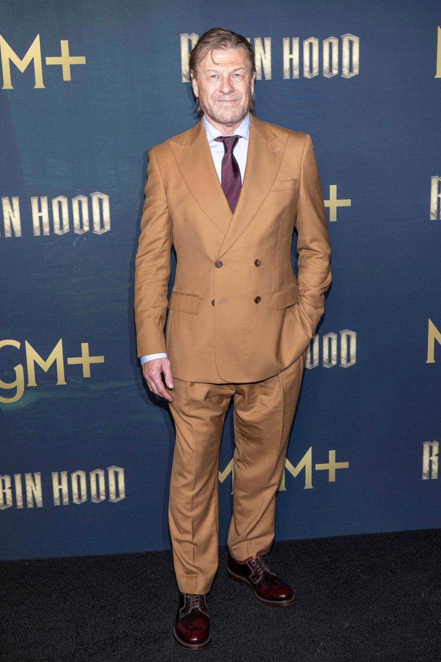 Nemoguće da je mlađa od njega 26 godina: Supruga slavnog glumca na stubu srama FOTO