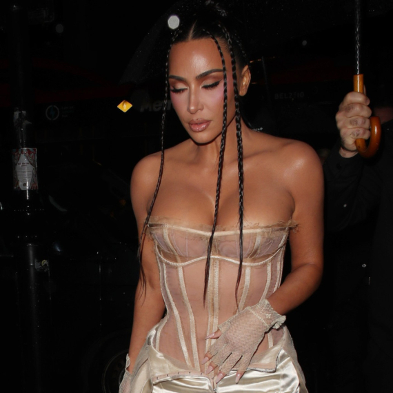 "Bomba izdanje" rijaliti zvezde: Ubitačnu figuru ne želi da krije za 45. rođendan FOTO