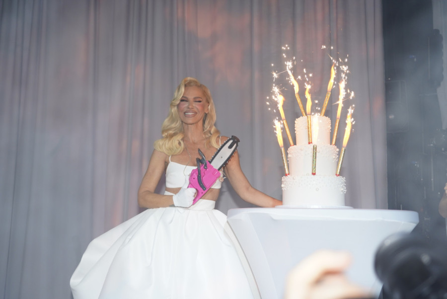 Srpska Barbika gori: Nataša Bekvalac je mama igre i još jednom je to i dokazala FOTO