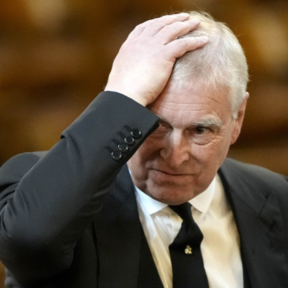 Atak na bivšeg princa, drama se ne stišava: Pozivaju ga pred lice pravde... FOTO