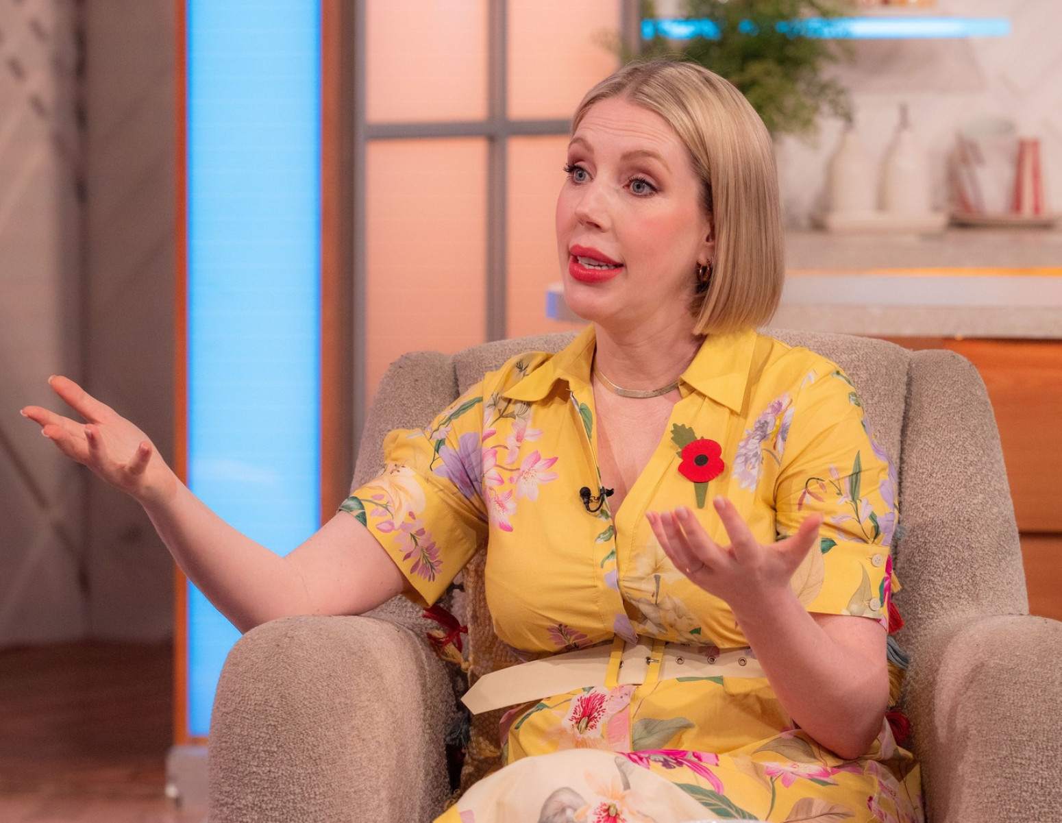 Komičarka rodila četvrto dete u 43. godini: Doživela neprijatnost i sve ispričala FOTO