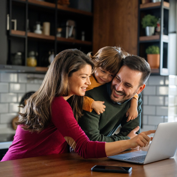 Ovo su znakovi da deca odrastaju u zdravom i srećnom domu