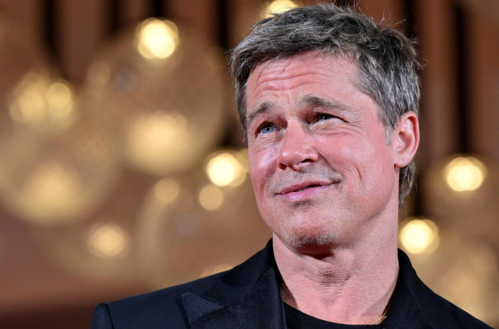 Bred Pit iznenadio novim imidžom: Slavni lepotan može šta god poželi FOTO/VIDEO