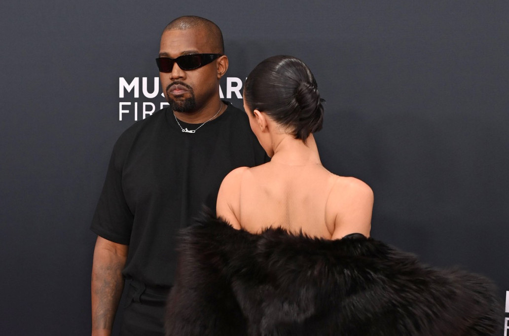 Vratila se kraljica golotinje: Skandalozna Bjanka objavila "povratničku" fotku, pa se pokajala FOTO