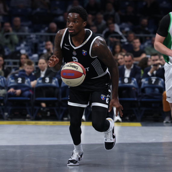 Veliki problem za Partizan – Amerikanac završio sezonu!
