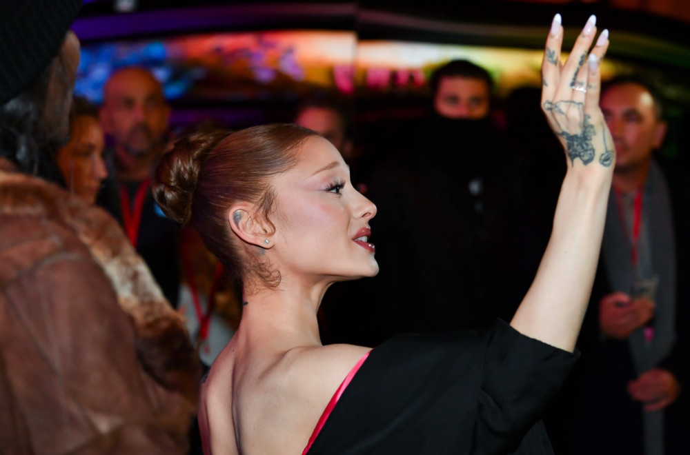 Kao lutka iz izloga: Neodoljivo izdanje pevačice koja danas "ne liči na sebe" FOTO