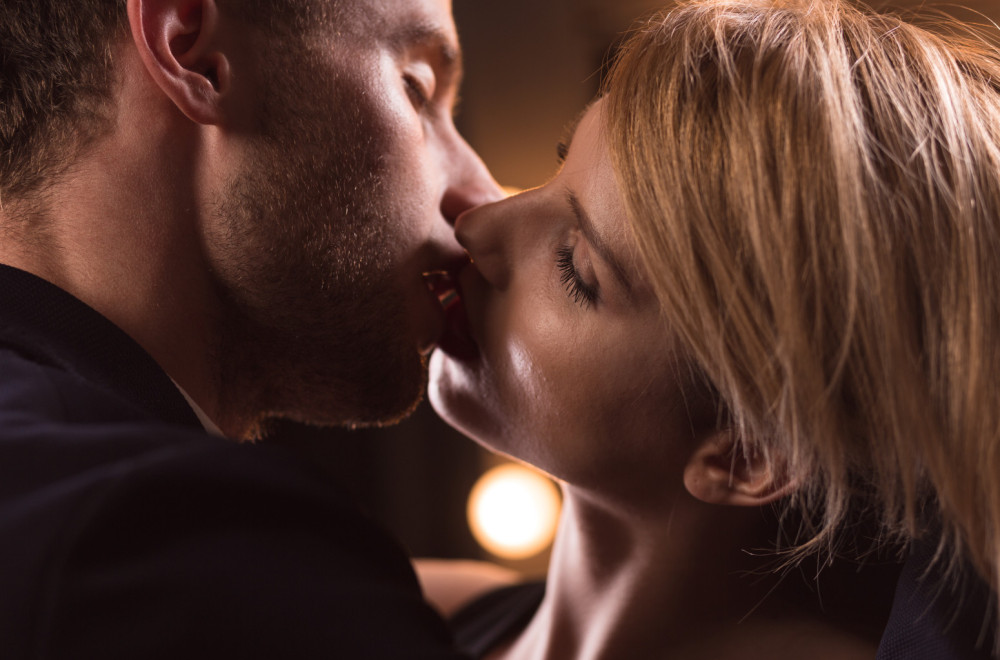 Prvi poljubac se nikad ne zaboravlja: Zašto ostavlja tako dubok trag u nama?