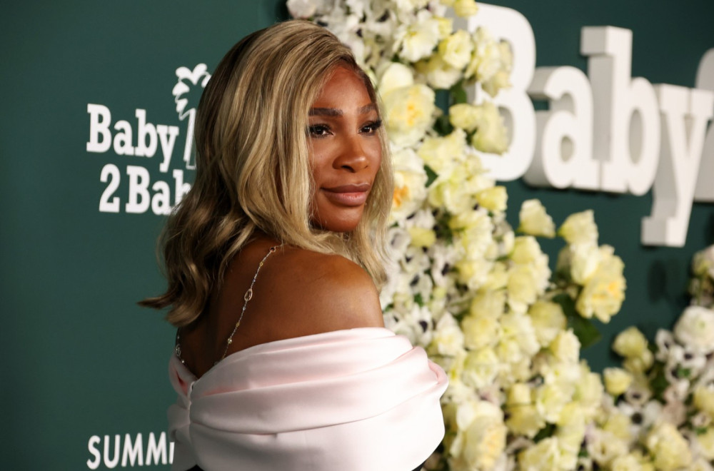 Reket je ostavila na terenu i uskočila u seksi haljine: Serena Vilijams kakvu ne poznajemo FOTO