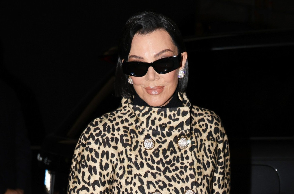 "Nova kraljica plastičnih operacija" proslavila 70. rođendan: Sva u crvenom priredila spektakl FOTO