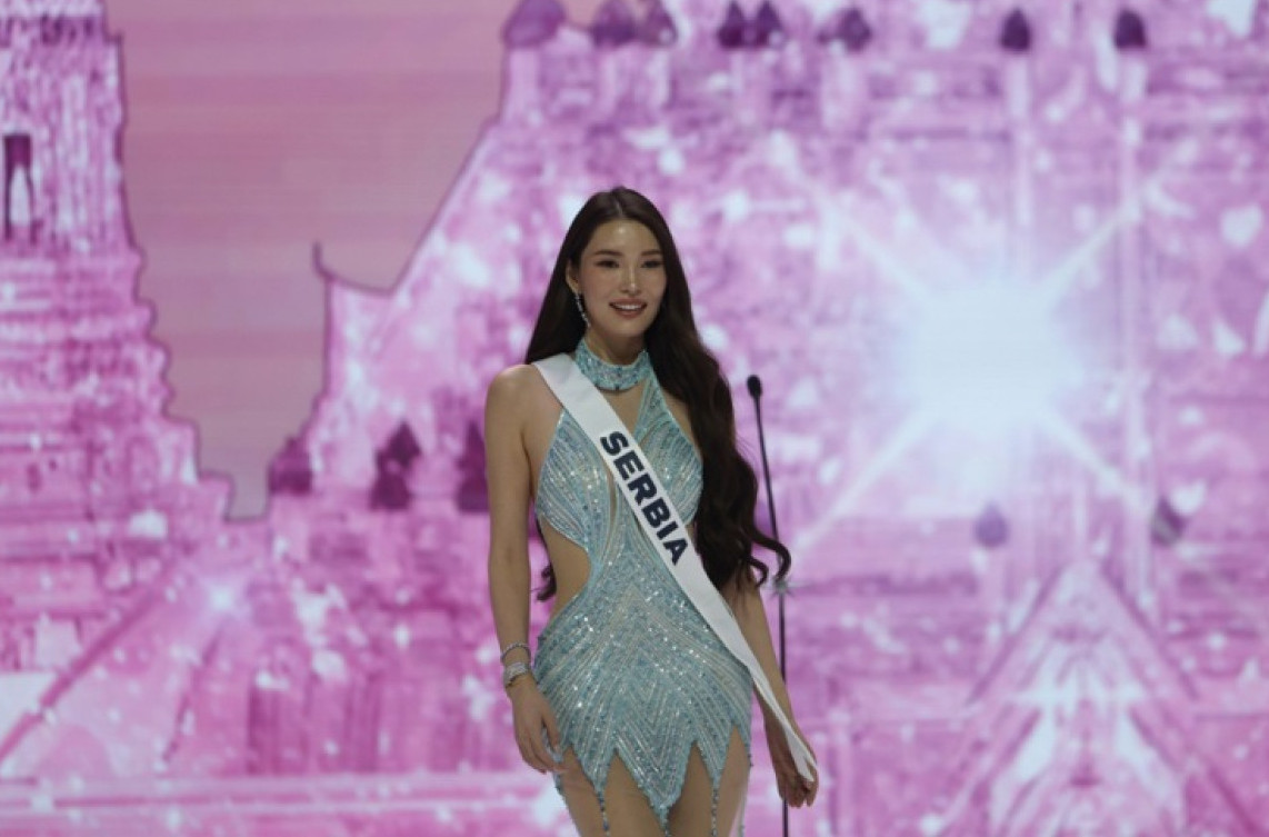 Mongolka koja predstavlja Srbiju prošetala u bikiniju: Novi snimci misice preplavili mreže VIDEO